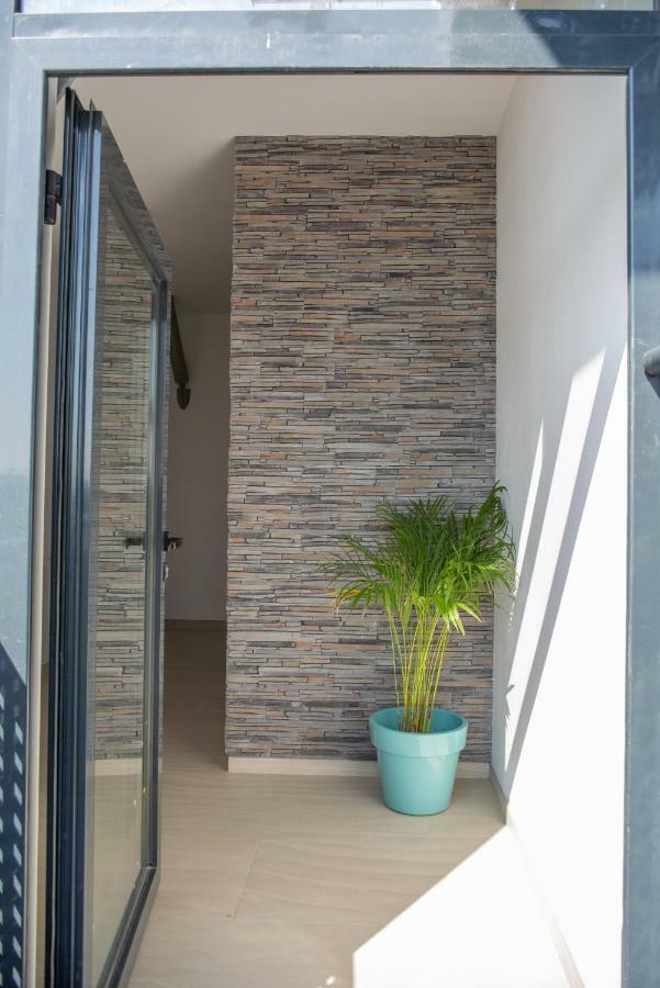 Apartments Steel Residence- Tesla Drive Experience Timisoara Exterior photo